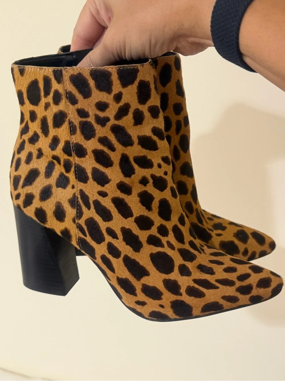 Vince Camuto vince camuto